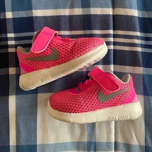 Baby girl Nike’s